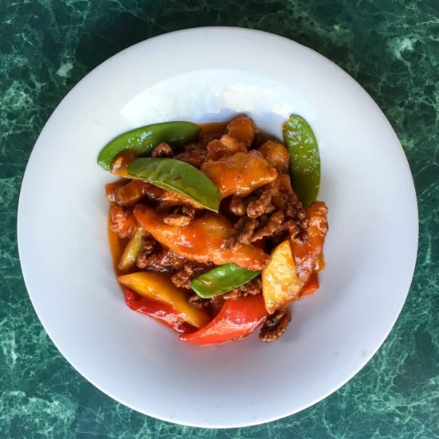 Mandarin Walnut W/Chicken.