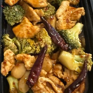 Broccoli Stir-Fry Protein Lunch
